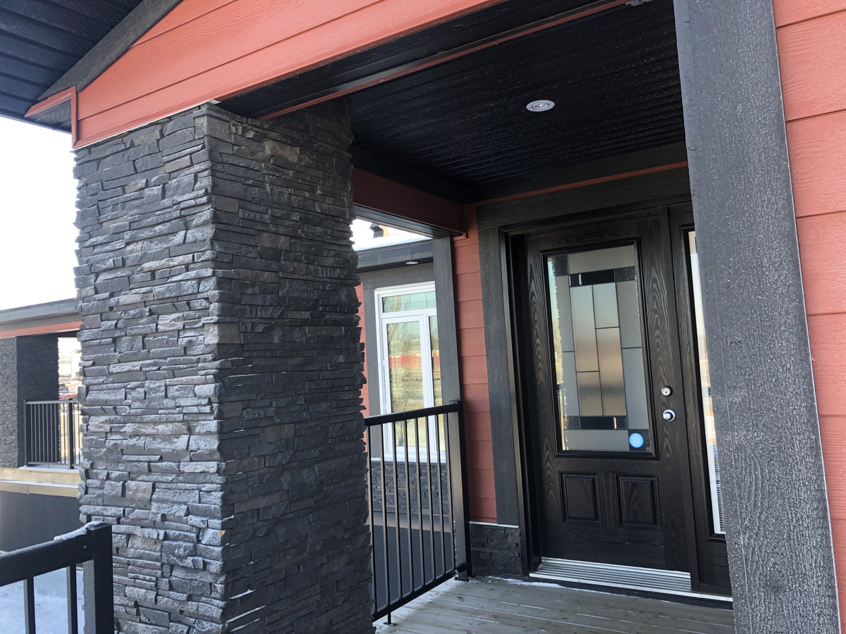 Quality Stone Stacked Stone Panel in Black Blend — view 38