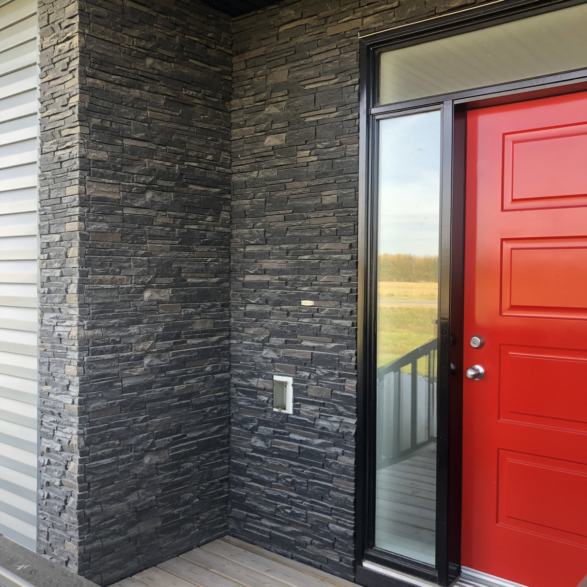 Quality Stone Stacked Stone Panel in Black Blend — view 49