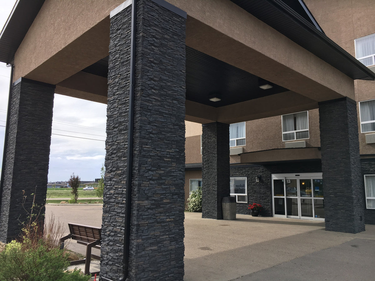 Quality Stone Stacked Stone Panel in Black Blend — view 58