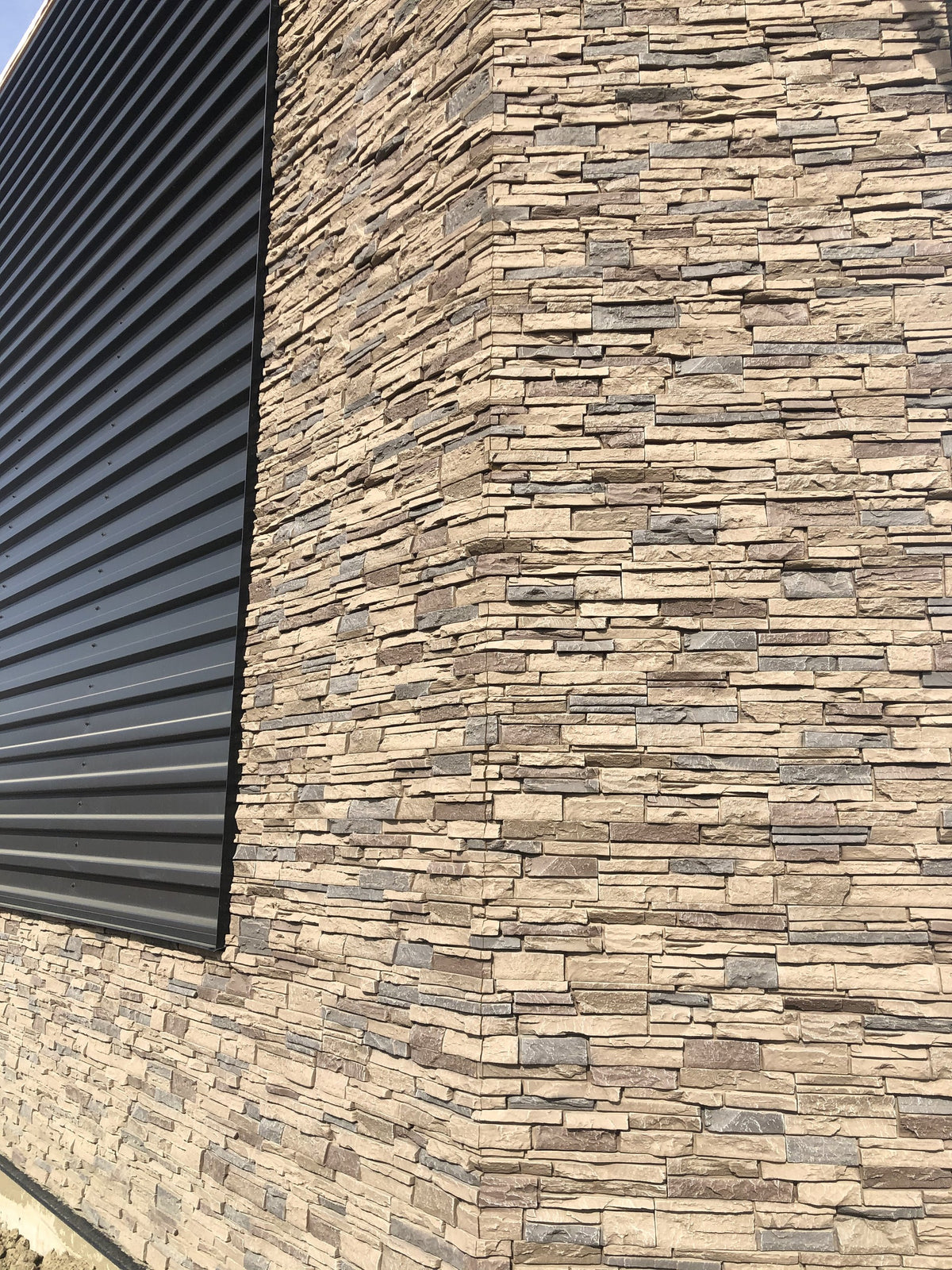 Quality Stone Stacked Stone Panel in Light Brown Blend — view 41