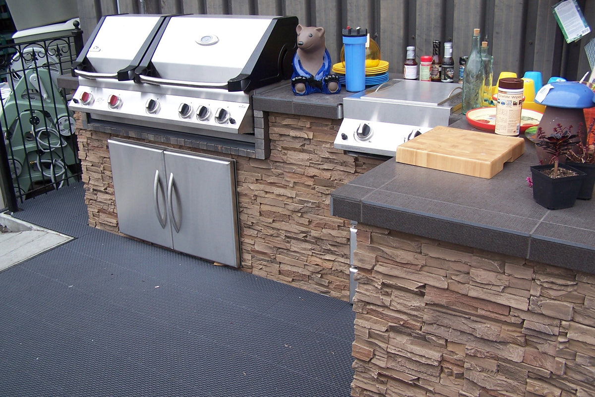 Quality Stone Stacked Stone Panel in Light Brown Blend — view 44