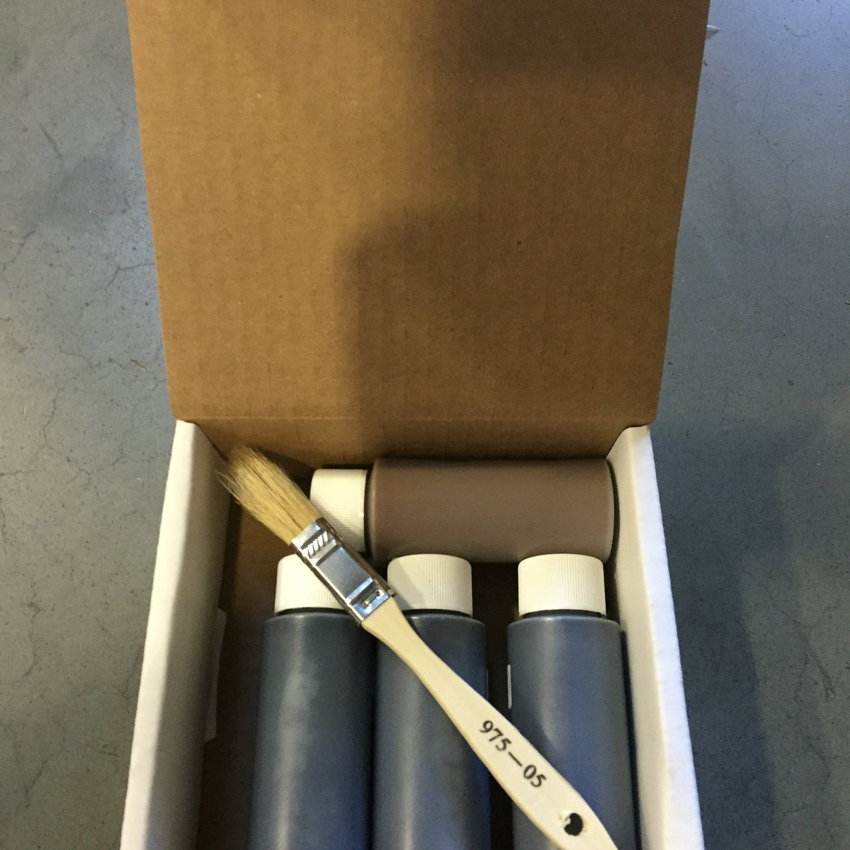 Quality Stone Touch-Up Paint Kit — view 21