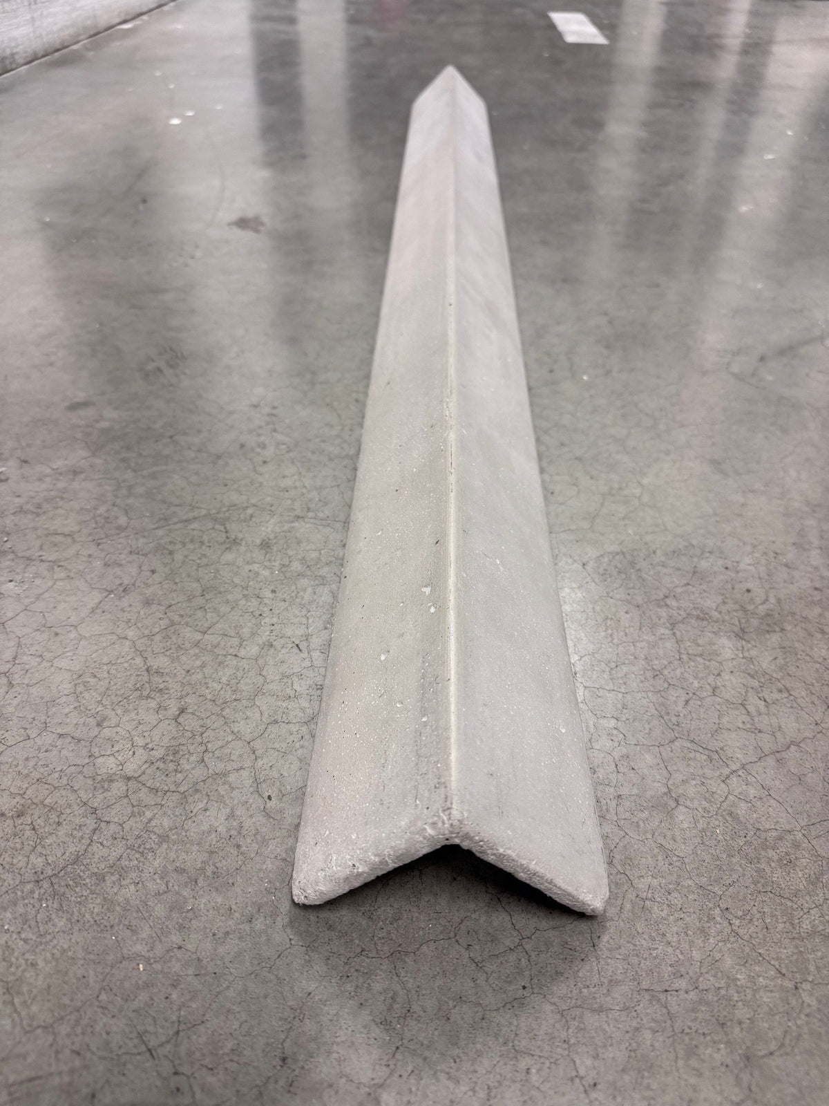 RealCast Slab Outside Corner 48 Series in Light Grey