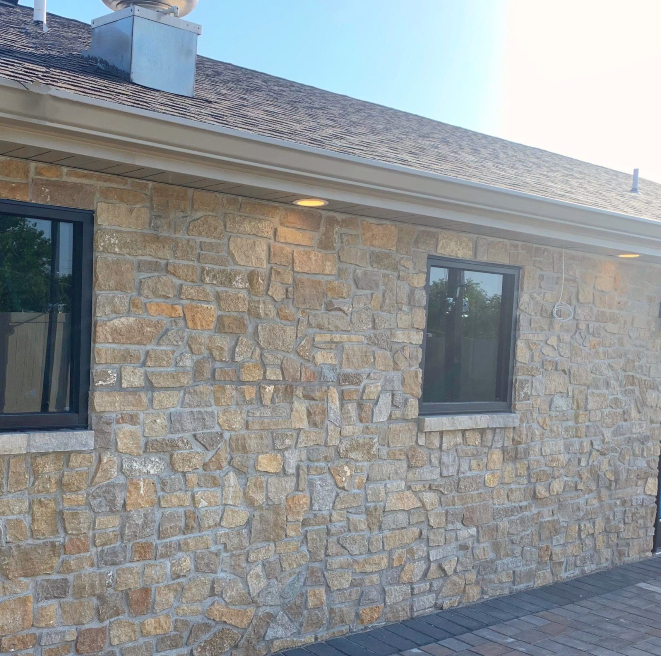 Pewter Ridge Rustic Random - Thin Veneer - Corners