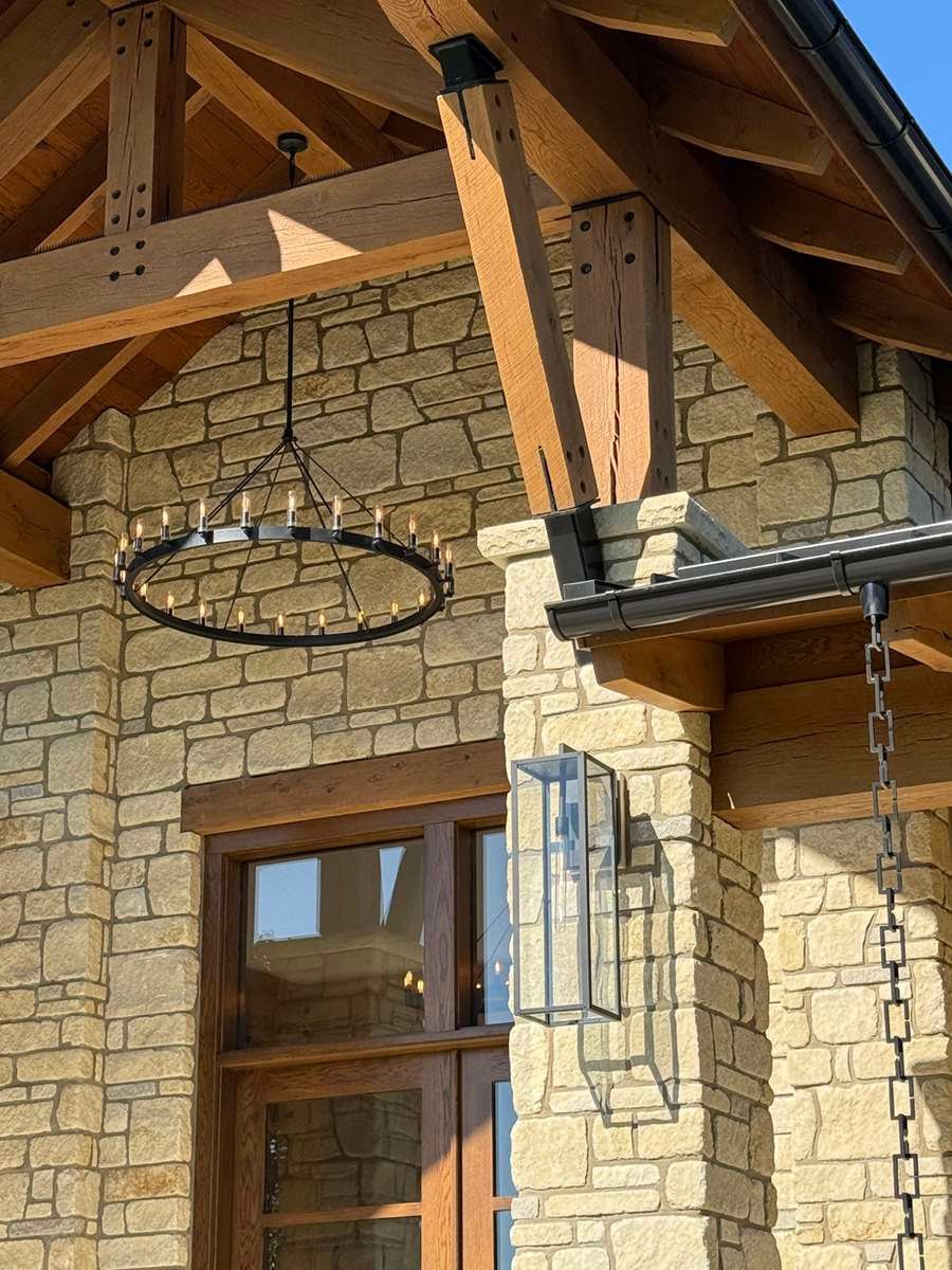 Silverdale Limestone Tumbled Dimensional natural stone installation