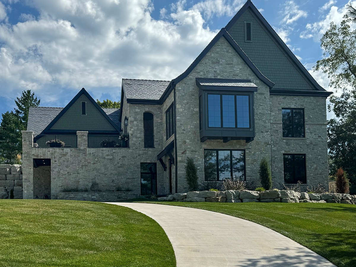 Wheatfield Limestone stone veneer detail
